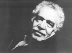 Professor Sergius Gonzaga ministra curso sobre obras de García Márquez Ver Descrição/Ver Descrição Professor Sergius Gonzaga ministra curso sobre obras de García Márquez Ver Descrição/Ver Descrição