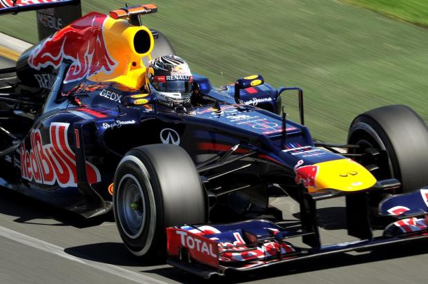 Horner descarta preocupação com relação entre Webber e Vettel William West, AP/
