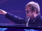 Elton John é hospitalizado com infecção respiratória Divulgação/Divulgação