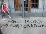 Movimento protesta em defesa da criação da Comissão da Verdade