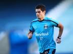 Contra o radicalismo, Luxa promete nova chance a Miralles: "Depende apenas dele" Lucas Uebel/Gremio/Divulgação Contra o radicalismo, Luxa promete nova chance a Miralles: "Depende apenas dele" Lucas Uebel/Gremio/Divulgação