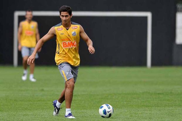 Mais um para lotar aeroporto? Ganso está próximo de acerto com o Inter Ivan Storti/Santos/Divulgação Mais um para lotar aeroporto? Ganso está próximo de acerto com o Inter Ivan Storti/Santos/Divulgação