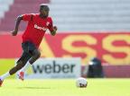 Anápio elogia Sandro Silva e diz que Jô foi punido de maneira justa Alexandre Lops/SC Internacional