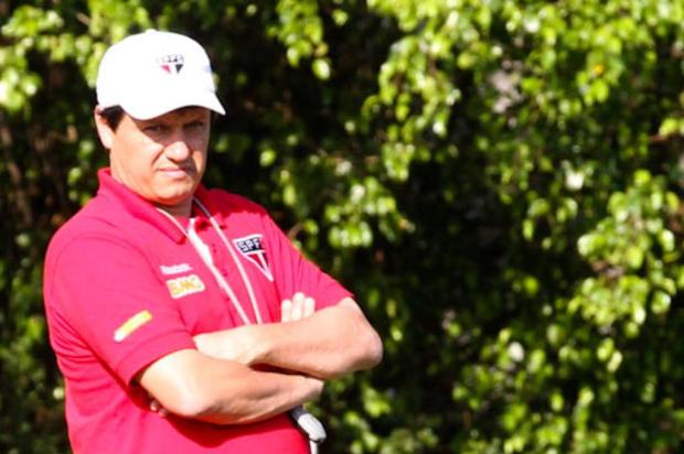 Adilson Batista, de técnico de elite à reconstrução da carreira no Figueirense Luiz Pires/VIPCOMM