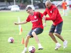 FOTO: D'Alessandro e Guiñazu treinam com bola no Beira-Rio Alexandre Lops, Divulgação Inter/