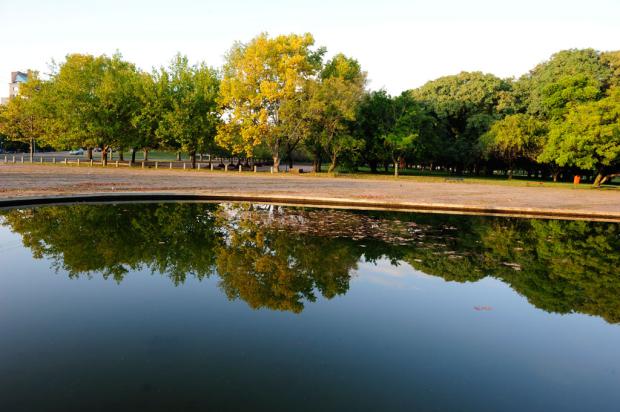 Semana começa ensolarada, mas temperatura não sobe muito Ronaldo Bernardi/