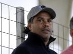 Confusão com Assis na loja do Flamengo vira caso de polícia Juan Barbosa/Agencia RBS Confusão com Assis na loja do Flamengo vira caso de polícia Juan Barbosa/Agencia RBS
