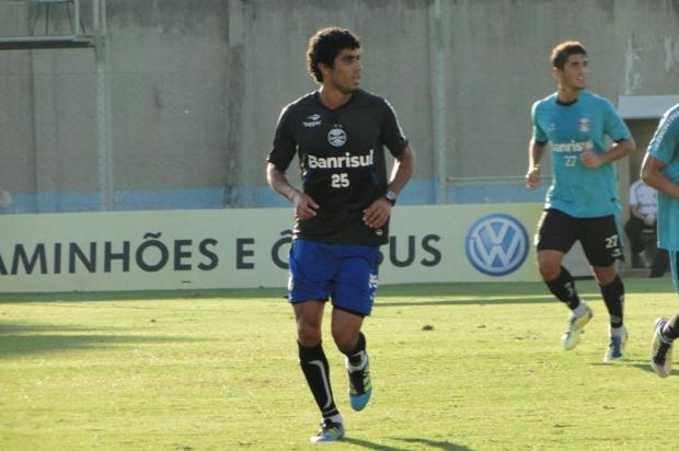 Recuperado de lesão muscular, Vilson volta aos treinamentos no Grêmio Adriano de Carvalho/Agência RBS Recuperado de lesão muscular, Vilson volta aos treinamentos no Grêmio Adriano de Carvalho/Agência RBS