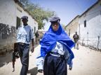 Com a diminuição da violência, somalis mostram esperança na reconstrução de Mogadíscio Sven Torfinn/The New York Times Com a diminuição da violência, somalis mostram esperança na reconstrução de Mogadíscio Sven Torfinn/The New York Times