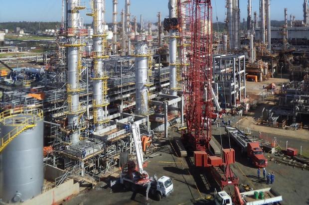 Tecnologia e polo naval lideram obras de R$ 14 bilhões previstas para o RS até 2014 Divulgação Braskem/Braskem Tecnologia e polo naval lideram obras de R$ 14 bilhões previstas para o RS até 2014 Divulgação Braskem/Braskem