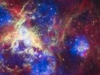 Telescópio da Nasa registra formação de estrelas no espaço Nasa/Divulgação Telescópio da Nasa registra formação de estrelas no espaço Nasa/Divulgação