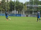 Moreno e Saimon fazem trabalho físico após baterem bola no Olímpico Guilherme Becker/