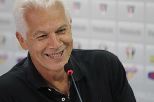 Leão esconde time e não vê vantagem do São Paulo em relação ao Santos Luiz Pires/VIPCOMM