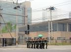 Amigo de dissidente chinês confirma que ele está na embaixada americana Goh Chai Hin/AFP Amigo de dissidente chinês confirma que ele está na embaixada americana Goh Chai Hin/AFP