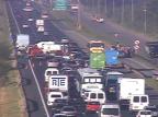 Motociclista envolvido em acidente na freeway morre no hospital Reprodução/Reprodução Motociclista envolvido em acidente na freeway morre no hospital Reprodução/Reprodução