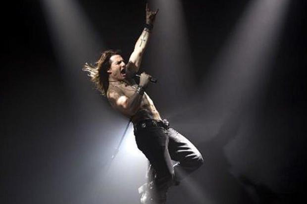 Tom Cruise vai interpretar, em filme, músicas de Guns N'Roses e Bon Jovi Divulgação/Warner Bros. Tom Cruise vai interpretar, em filme, músicas de Guns N'Roses e Bon Jovi Divulgação/Warner Bros.