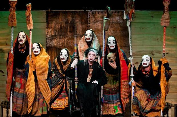 "Hécuba" será encenada sábado e domingo no Theatro São Pedro João Caldas/Divulgação "Hécuba" será encenada sábado e domingo no Theatro São Pedro João Caldas/Divulgação