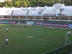 Fluminense treina ao menos duas cobranças ensaiadas em faltas Leandro Behs/ Fluminense treina ao menos duas cobranças ensaiadas em faltas Leandro Behs/