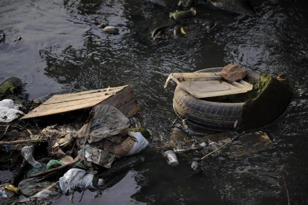 Prefeitura de Porto Alegre gasta R$ 9 mil por dia na limpeza dos arroios da cidade Carlos Macedo/Especial Prefeitura de Porto Alegre gasta R$ 9 mil por dia na limpeza dos arroios da cidade Carlos Macedo/Especial