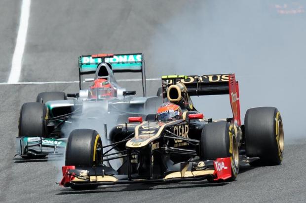 Grosjean está feliz com desempenho, mas visa primeira vitória na F-1 LLUIS GENE/AFP Grosjean está feliz com desempenho, mas visa primeira vitória na F-1 LLUIS GENE/AFP