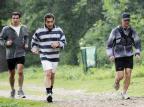 Ex-presidente Nicolas Sarkozy pratica corrida diante de futuro incerto na França THOMAS SAMSON/AFP Ex-presidente Nicolas Sarkozy pratica corrida diante de futuro incerto na França THOMAS SAMSON/AFP