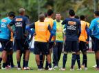 Celso Roth cobra solidez defensiva em seus primeiros treinos no Cruzeiro Washington Alves/Vipcomm,Divulgação Celso Roth cobra solidez defensiva em seus primeiros treinos no Cruzeiro Washington Alves/Vipcomm,Divulgação