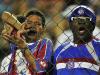 Bastante participativa, a torcida do Bahia vaiou o time gaúcho grande parte do jogo