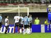 Como já esperado, o Bahia chegou mais pela bola aérea e Victor fez boas defesas