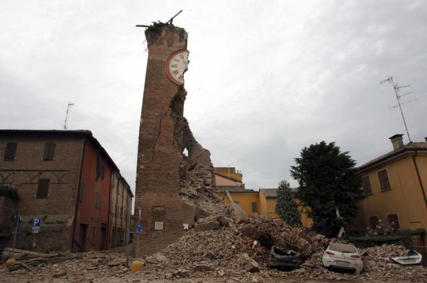 Terremoto de 5,9 graus atinge o norte da Itália e deixa mortos e feridos Pierre Teyssot/AFP