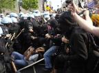 Polícia e ativistas entram em choque nas ruas de Chicago Joshua Lott/AFP Polícia e ativistas entram em choque nas ruas de Chicago Joshua Lott/AFP