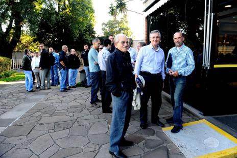 Primeiros sócios fazem a migração e conquistam lugar na Arena gremista (Emílio Pedroso/)