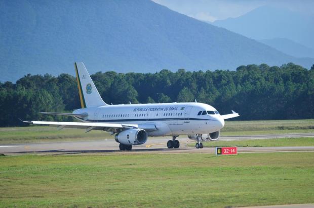 Presidente Dilma Rousseff faz escala em Florianópolis antes de seguir para Laguna, no Sul de Santa Catarina Guto Kuerten/Agencia RBS