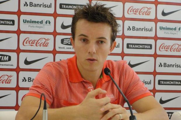 Após boa atuação contra o Coritiba, Dagoberto avisa: "O Brasileiro é difícil, mas estamos preparados" Guilherme Becker/Agência RBS Após boa atuação contra o Coritiba, Dagoberto avisa: "O Brasileiro é difícil, mas estamos preparados" Guilherme Becker/Agência RBS