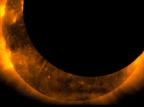Satélite faz imagens do eclipse solar Agência Japonesa de Exploração Aeroespacial/Divulgação