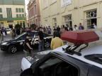 Polícia Civil apreende mercadorias no Shopping Independência em Santa Maria Claudio Vaz/Agência RBS Polícia Civil apreende mercadorias no Shopping Independência em Santa Maria Claudio Vaz/Agência RBS
