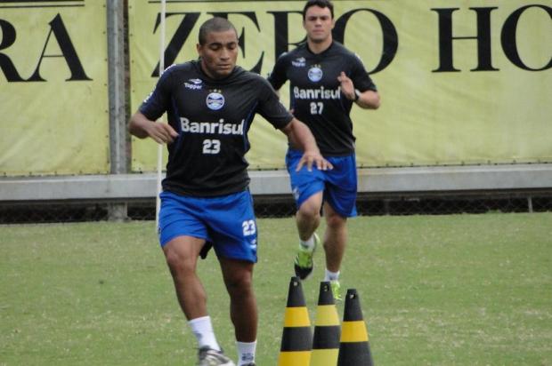 FOTO: Anderson Pico volta a treinar com o grupo do Grêmio no Olímpico Adriano de Carvalho/AgênciaRBS