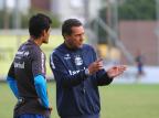 Tony demonstra bom aproveitamento em cruzamentos no treino deste sábado Lucas Uebel/Grêmio,Divulgação