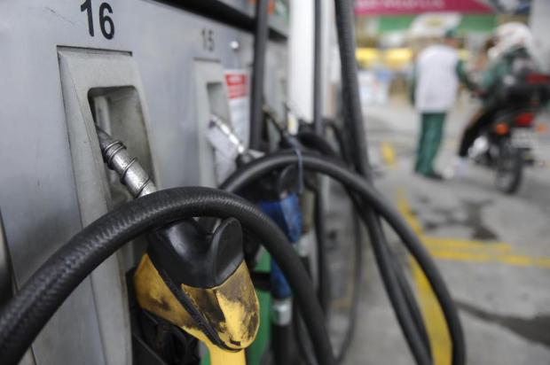 Procon autuará 15 postos de gasolina Charles Guerra/Agencia RBS Procon autuará 15 postos de gasolina Charles Guerra/Agencia RBS