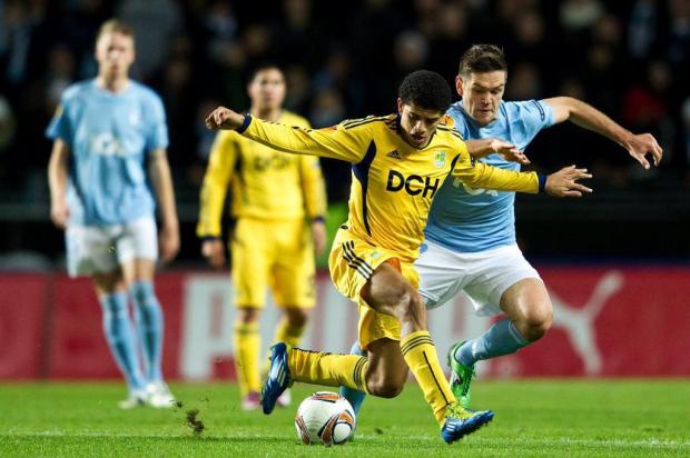 Taison admite desejo de voltar ao Brasil: "Tem de ver se o Inter me quer" Andreas Hillergren/AP