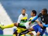 O Cerâmica jogou grande parte do jogo recuado e o Grêmio buscou aproveitar os espaços, mas o placar final doi 1 a 0