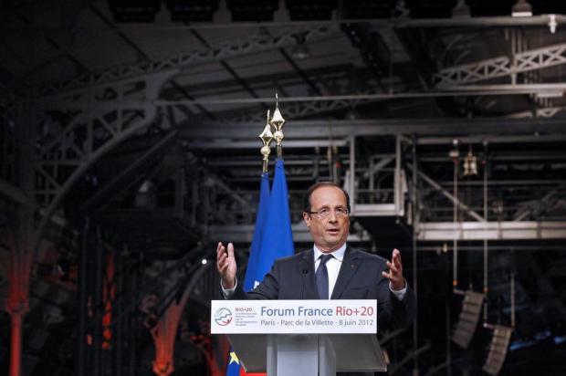 Hollande pede vontade política e mobilização para evitar fracasso da Rio+20 REMY DE LA MAUVINIERE/AFP