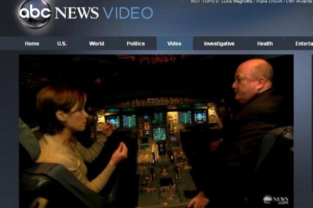 Comandante do voo AF 447 estaria com mulher instantes antes do acidente, afirma emissora Reprodução/Internet