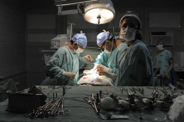 Os riscos da embolia pulmonar durante a cirurgia plástica Salmo Duarte/Agencia RBS Os riscos da embolia pulmonar durante a cirurgia plástica Salmo Duarte/Agencia RBS