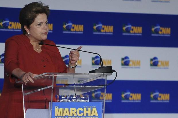 Dilma impõe mordaça a ministros e expõe crise com PMDB Wilson Dias/ABr/ABR