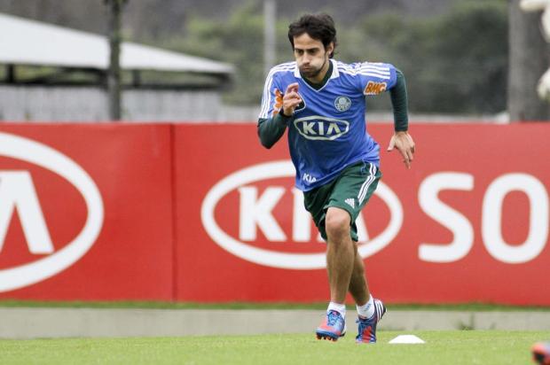 Palmeiras espera proposta do Al-Ain para negociar Valdivia Ale Cabral/Lancepress