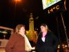 Primeira noite do inverno 2012 em Caxias do Sul. Na foto, as professoras Janete da Silva e Joana Andressa de Oliveira em frente à Igreja São Pelegrino