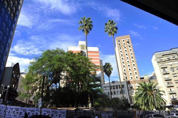 Quinta-feira começa com sol e calor, mas pode chover à noite no sul do Estado Tadeu Vilani/Agencia RBS