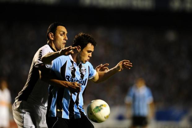 Jô decide no primeiro tempo e Grêmio perde para o Atlético-MG no Olímpico Mauro Vieira/Agencia RBS