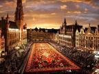 O inacreditável tapete de flores em Bruxelas Facebook/Reprodução O inacreditável tapete de flores em Bruxelas Facebook/Reprodução