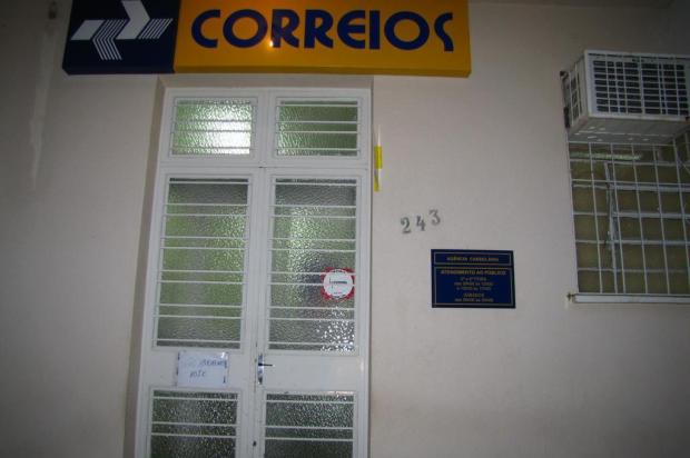Bandidos assaltam agência dos Correios e mantêm funcionários reféns em Candelária Tiago Gewehr Heinze/Especial